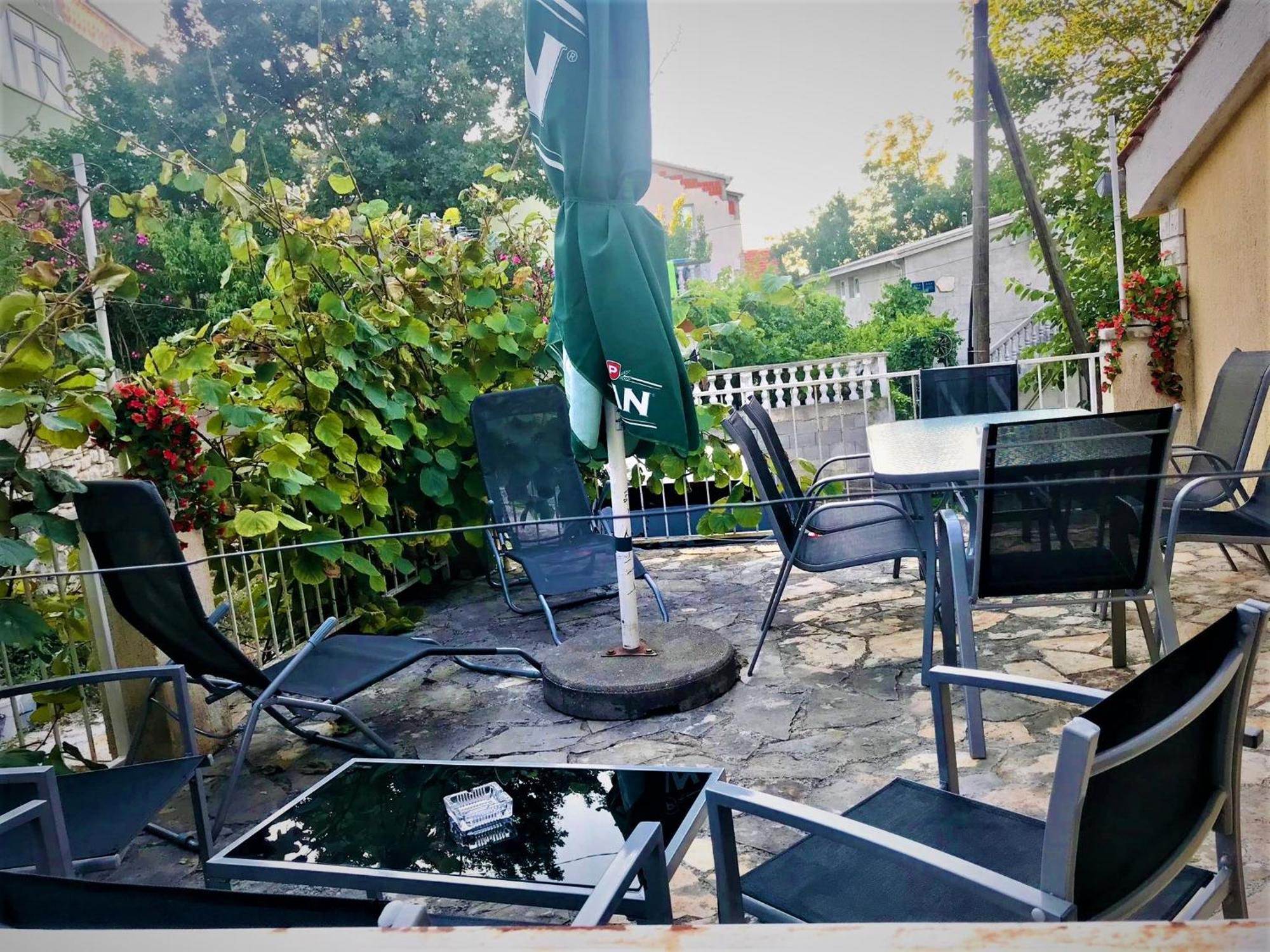 Apartmani Lidija Karin Donji Donji Karin Buitenkant foto