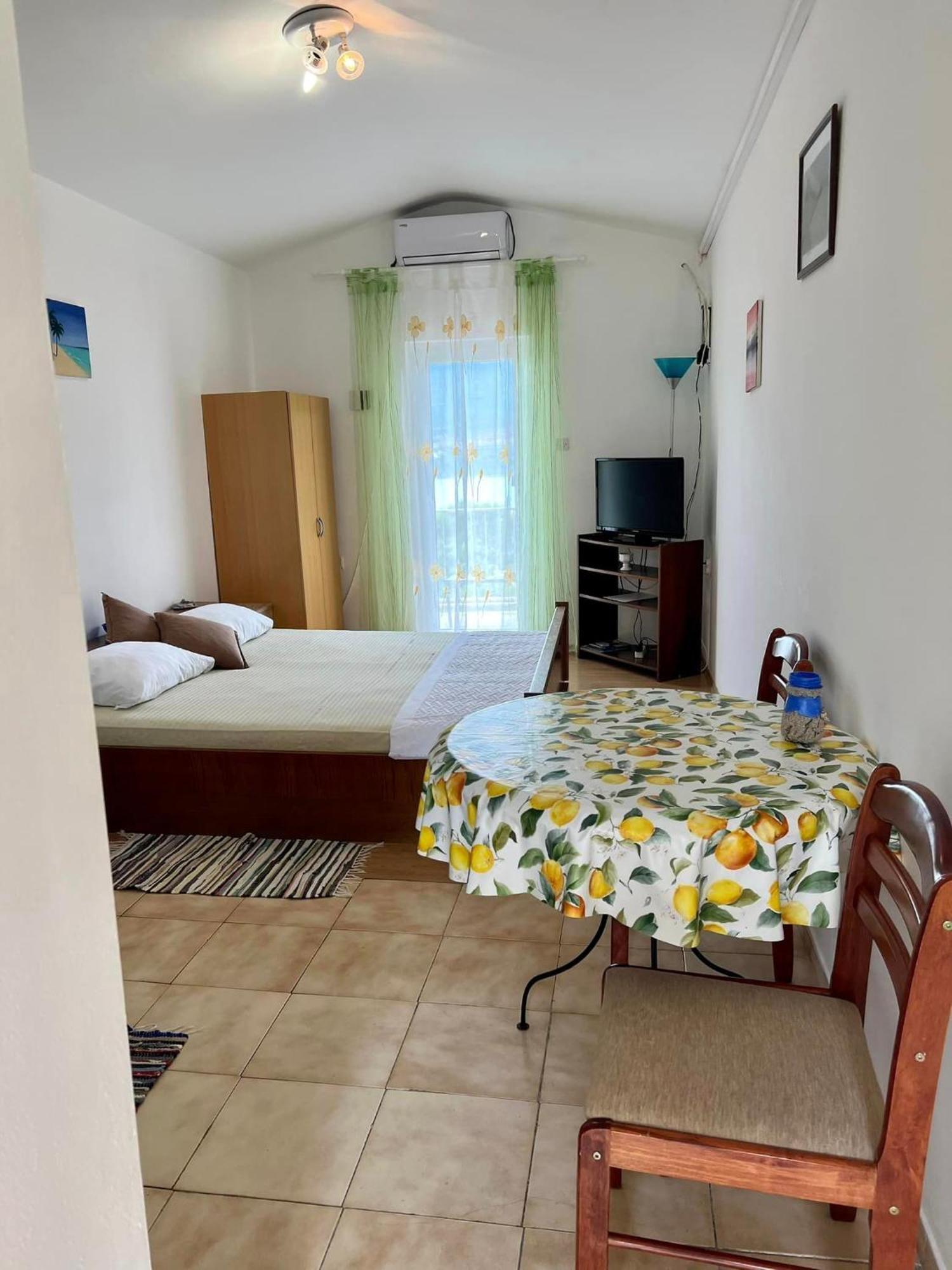 Apartmani Lidija Karin Donji Donji Karin Buitenkant foto