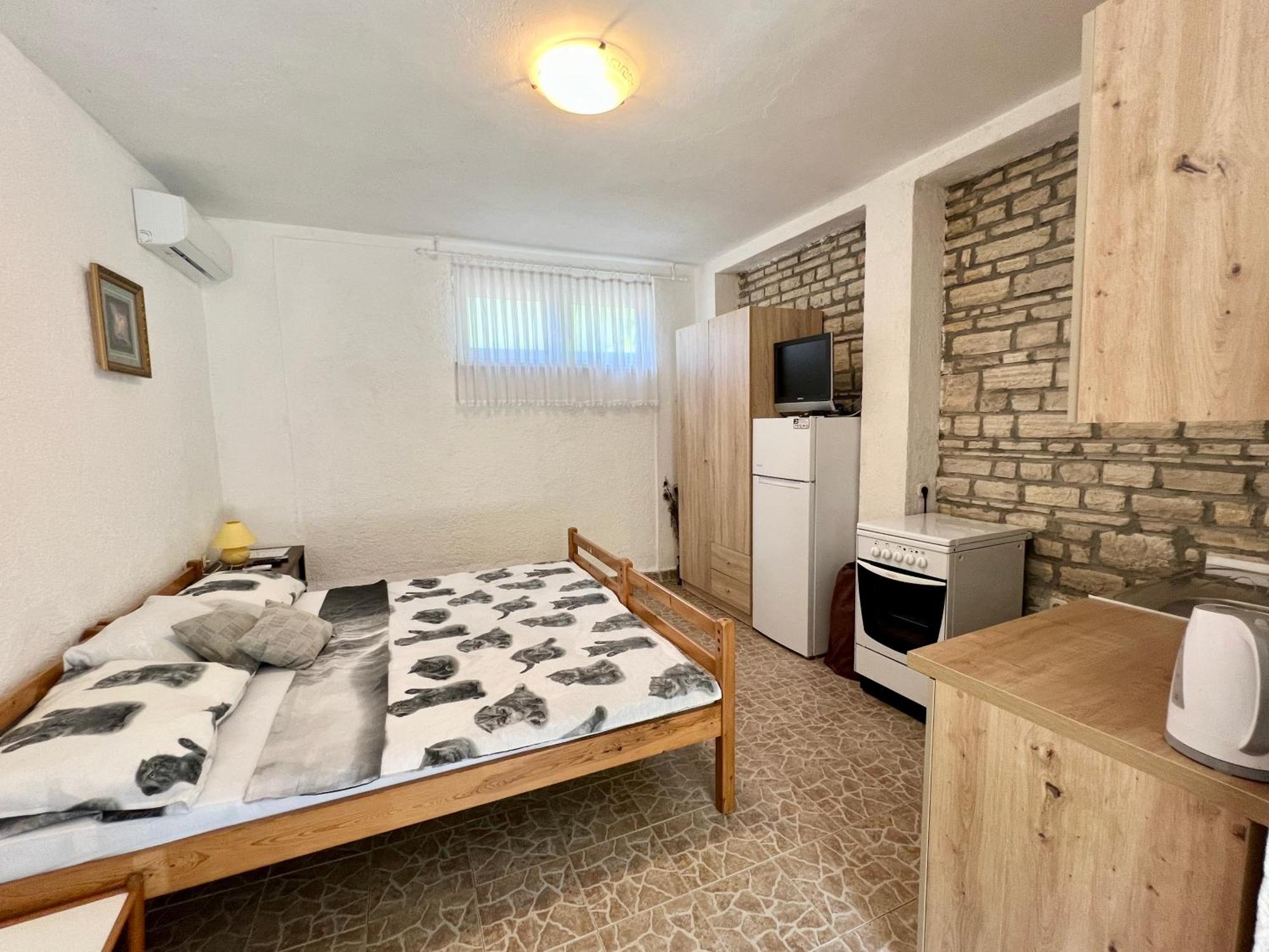 Apartmani Lidija Karin Donji Donji Karin Buitenkant foto