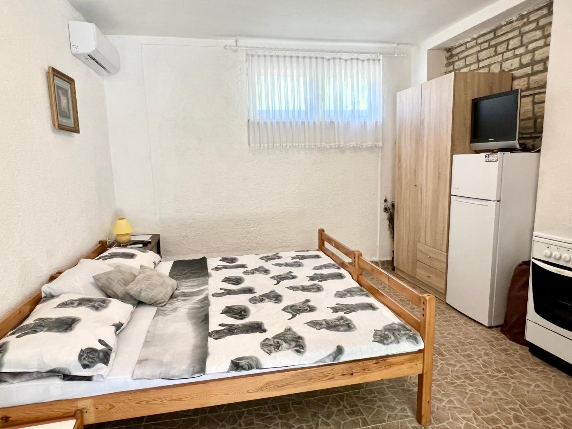 Apartmani Lidija Karin Donji Donji Karin Buitenkant foto