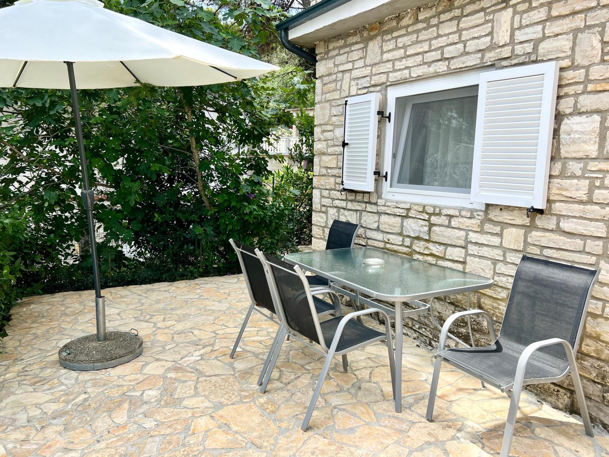 Apartmani Lidija Karin Donji Donji Karin Buitenkant foto